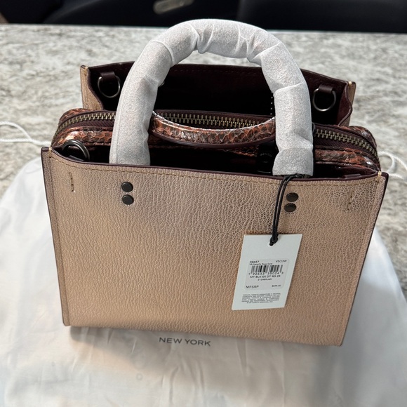 New Coach Rouge 25 exactly as pictured Metallic Beautiful - Picture 6 of 17